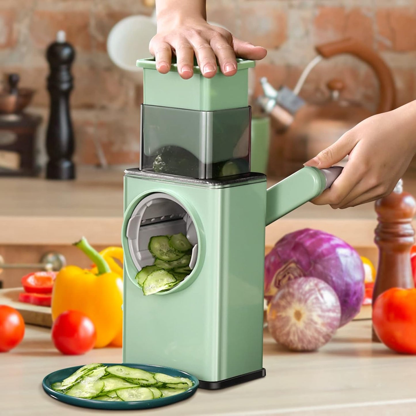 Multifunctional vegetable cutter